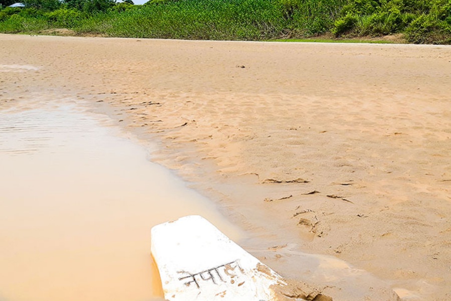 बाँकेका नदीनाला क्षेत्रमा रहेका १६ सीमा स्तम्भ गायब