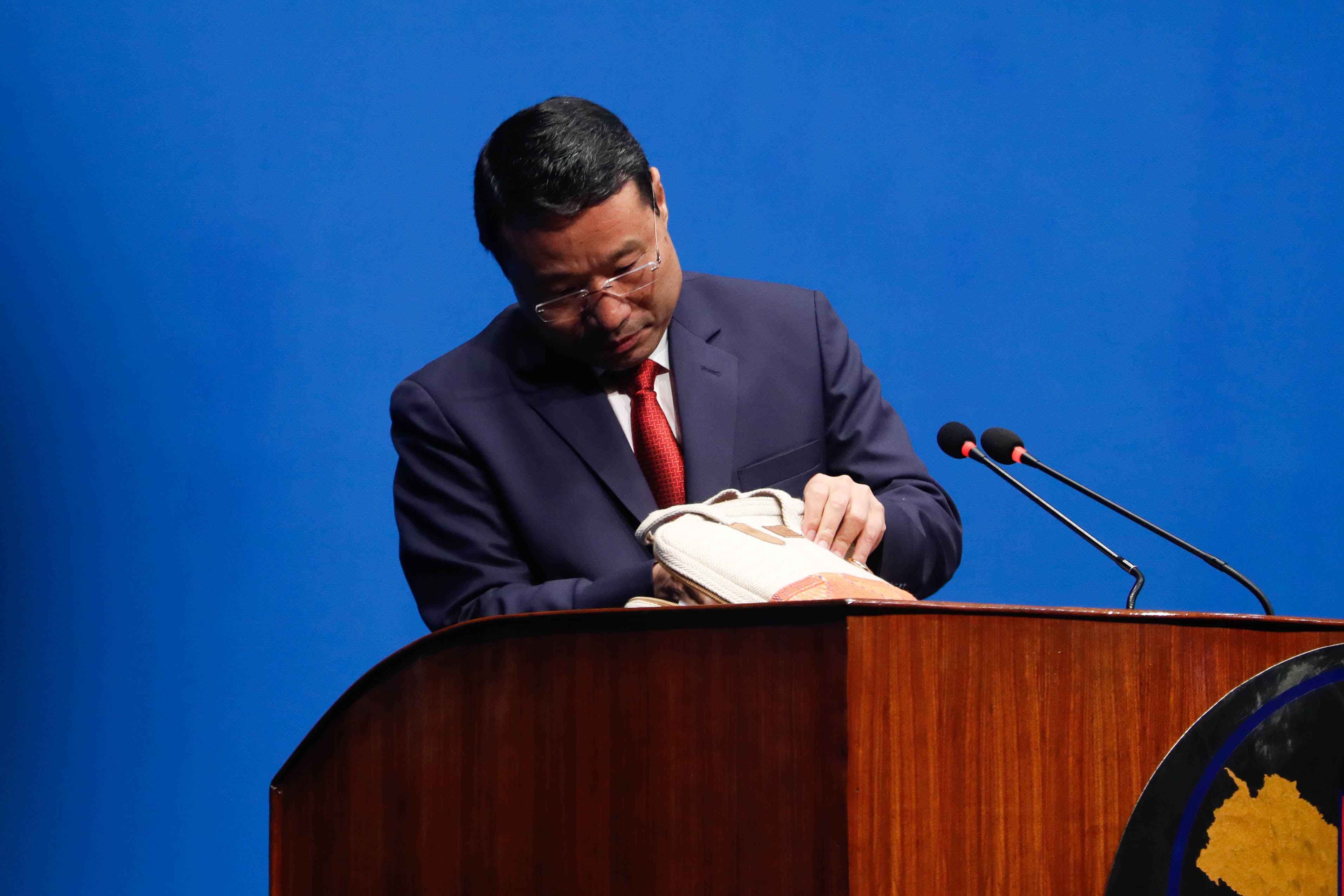 राष्ट्रियसभा र प्रतिनिधिसभामा आगामी आर्थिक वर्षको बजेट टेबुल