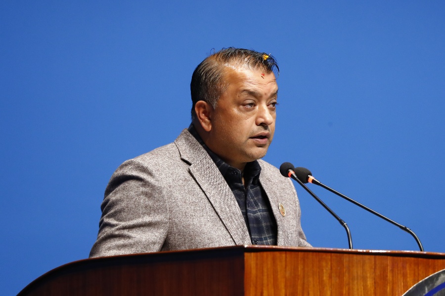 भागबन्डाको आधारमा विश्वविद्यालयको नेतृत्व नियुक्ति नगर्न गगन थापाको आग्रह