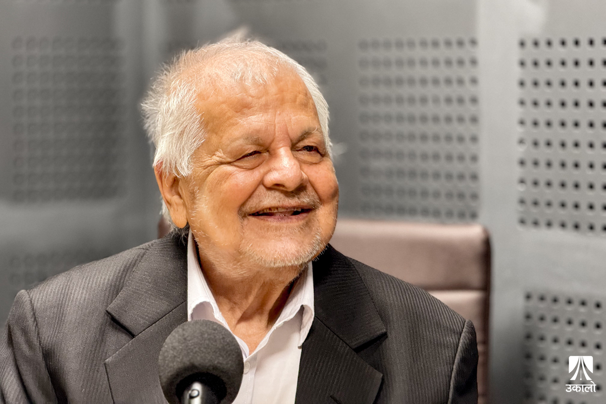 भाषासँग सम्बन्ध जोडिदिने ‘गुरु’सँग अकस्मात् भेट