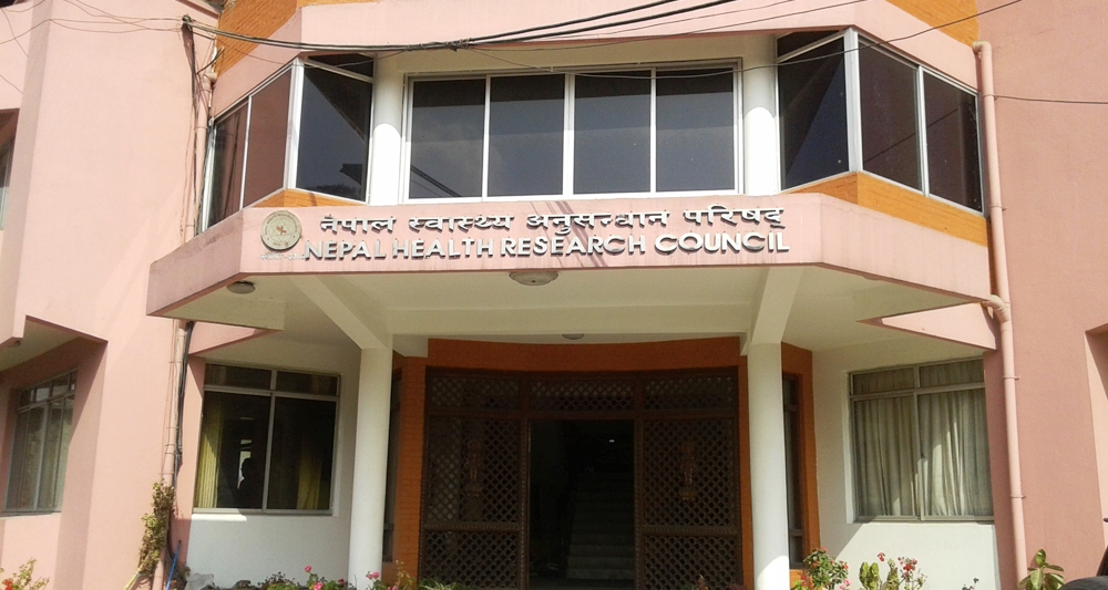 २८ प्रतिशतले गर्छन् आफूखुशी एन्टिमाइक्रोवियल औषधिको प्रयोग