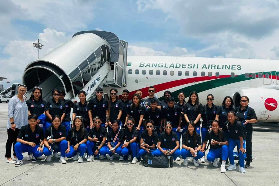 २ मैत्रीपूर्ण खेलका लागि बंगलादेश उड्यो नेपाली महिला टोली