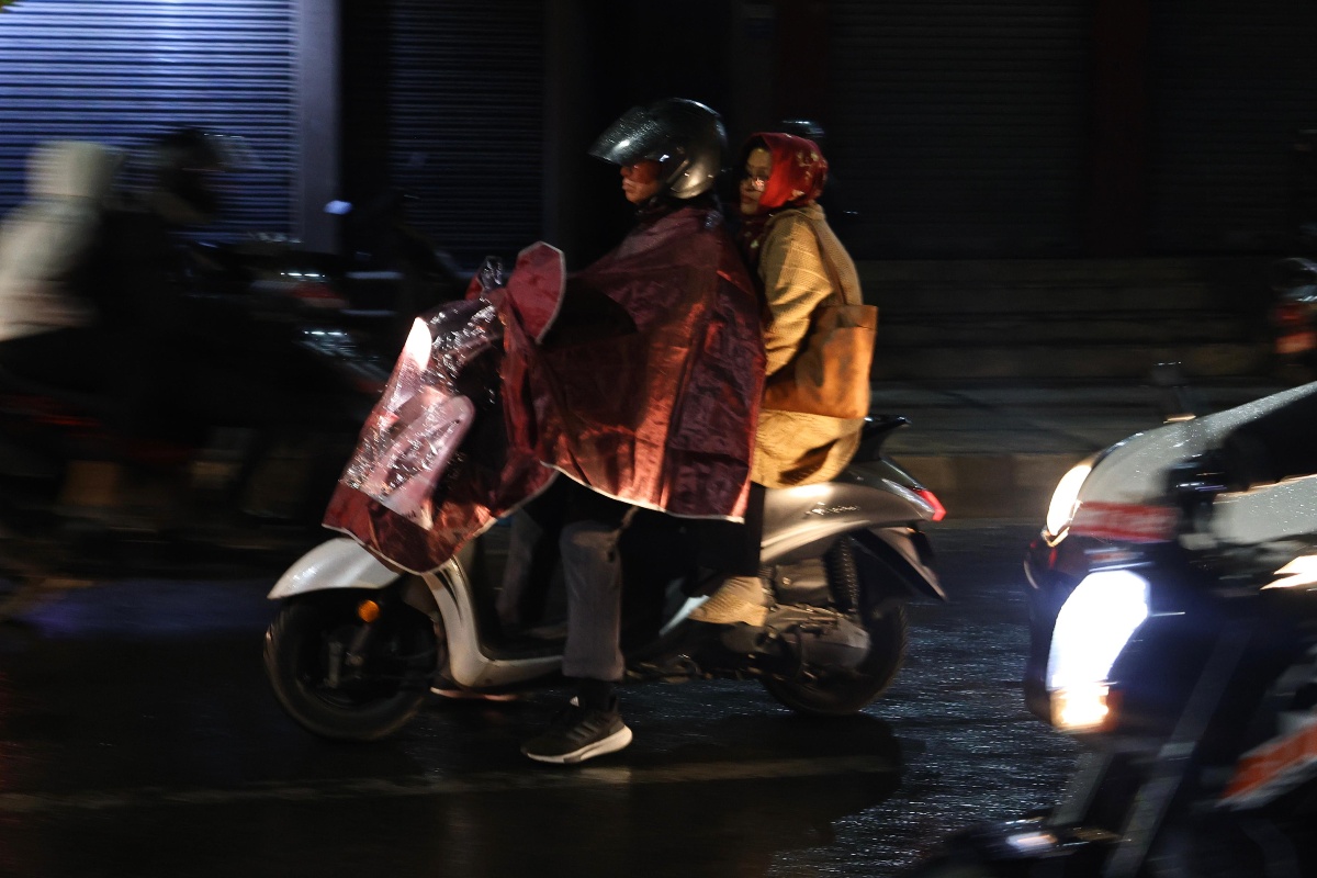 काठमाडौँसहितका स्थानमा सामान्य वर्षा, बुधबारदेखि मौसम खुल्ने