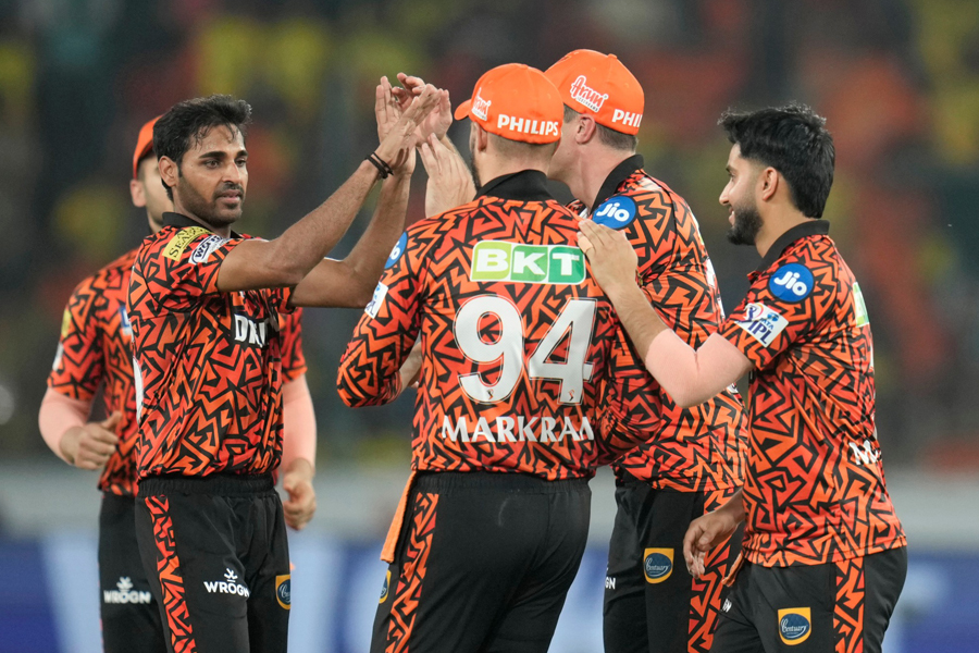 आईपीएल: हैदराबादसँग चेन्नाई ६ विकेटले पराजित