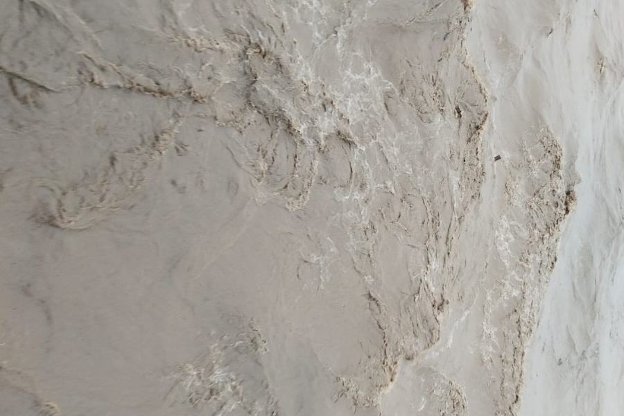 नारायणी नदीले सतर्कता तह पार गर्‍यो