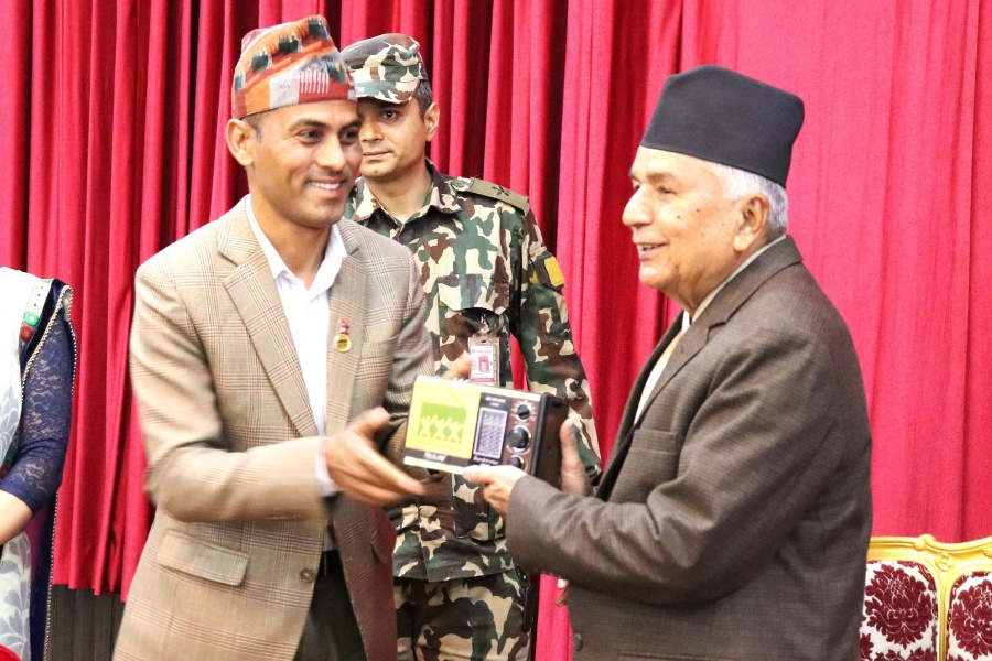 श्रमप्रति सम्मान बढाउन सामुदायिक रेडियोको भूमिका आवश्यक : राष्ट्रपति पौडेल