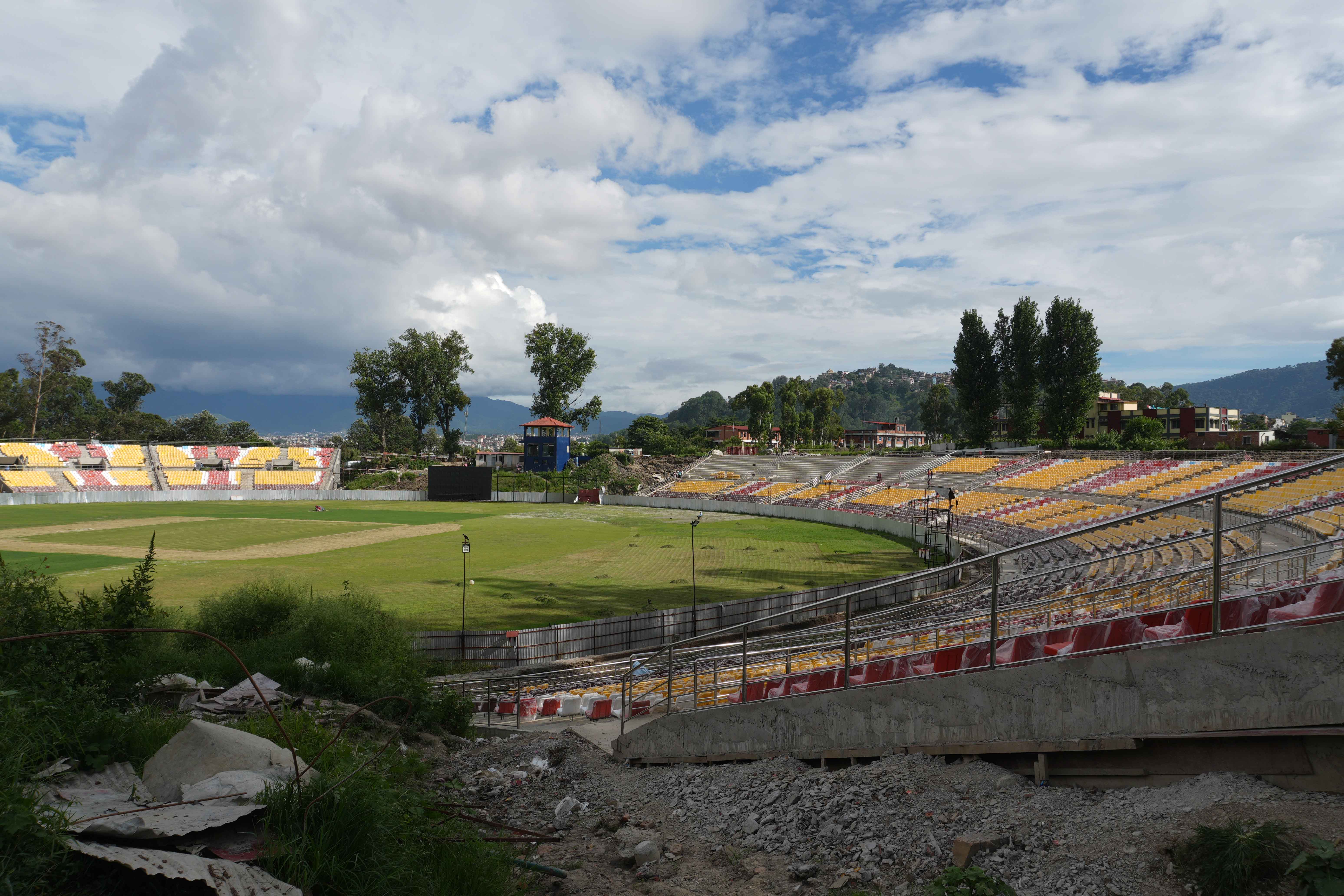 कीर्तिपुर मैदानमा प्यारापेट निर्माण अन्तिम चरणमा [तस्वीरहरू]