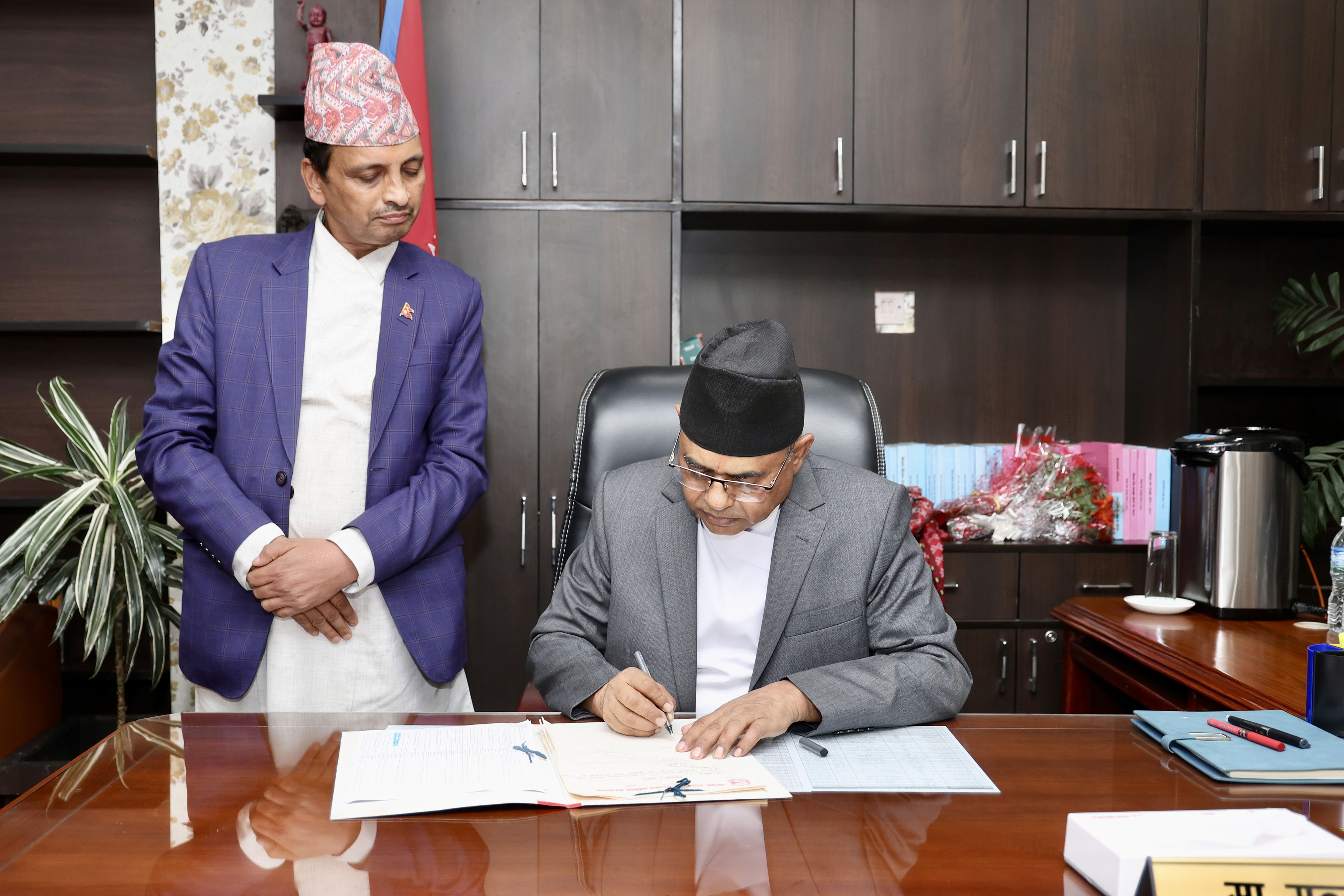 जनताले बुझ्ने भाषामा कानून बनाउने निर्णय सदर