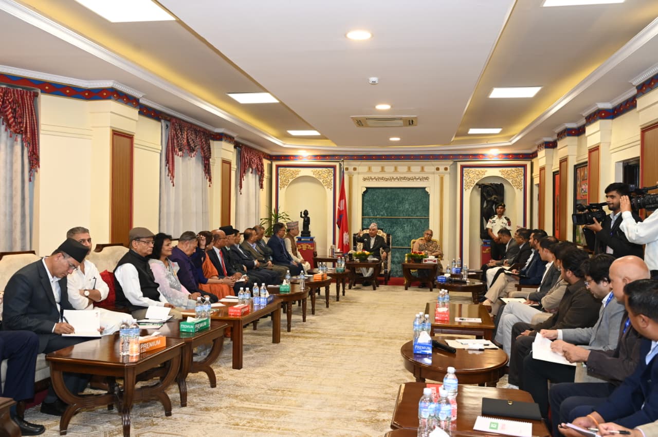 देश, लोकतन्त्र र संविधान रक्षार्थ निर्वाचनमा लाग्न दलहरूलाई राष्ट्रपतिको आग्रह