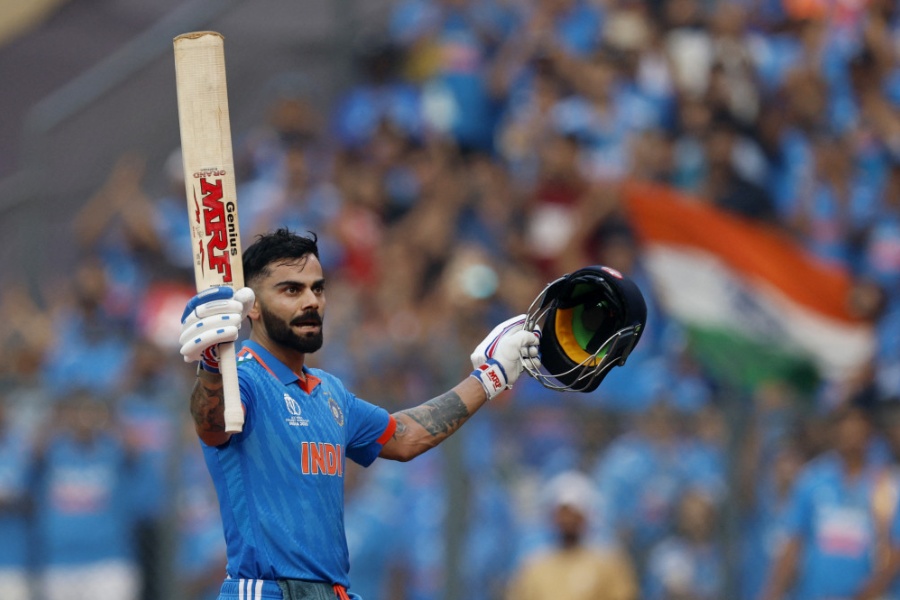 भारत विश्वकप क्रिकेटको फाइनलमा, कोहलीको कीर्तिमानी शतक