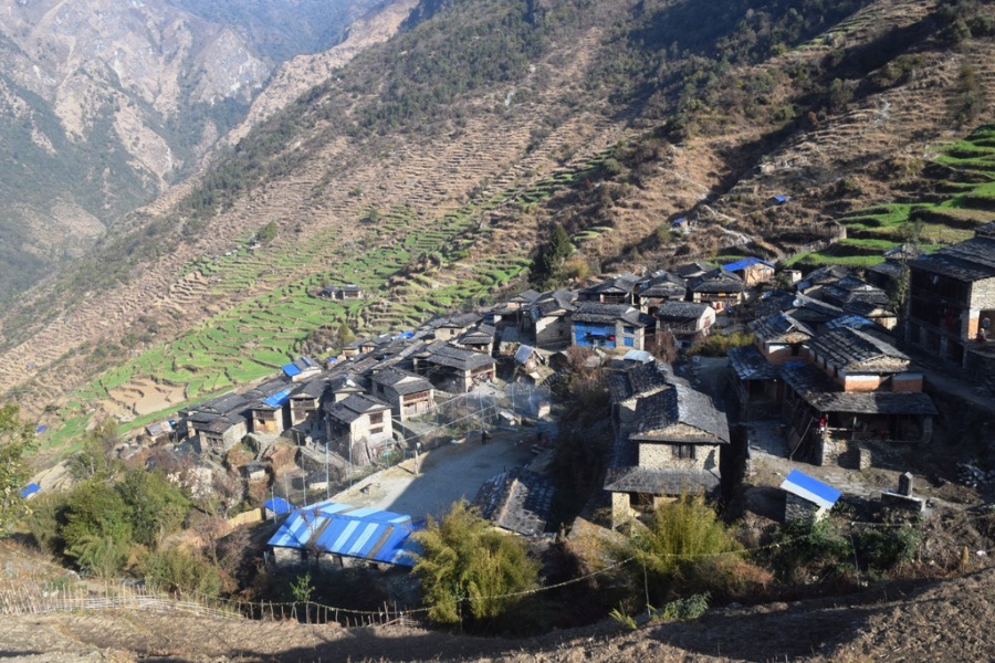 सुविधाको खोजीमा बसाइँसराइ, रित्तियो कुइनेखानी गाउँ