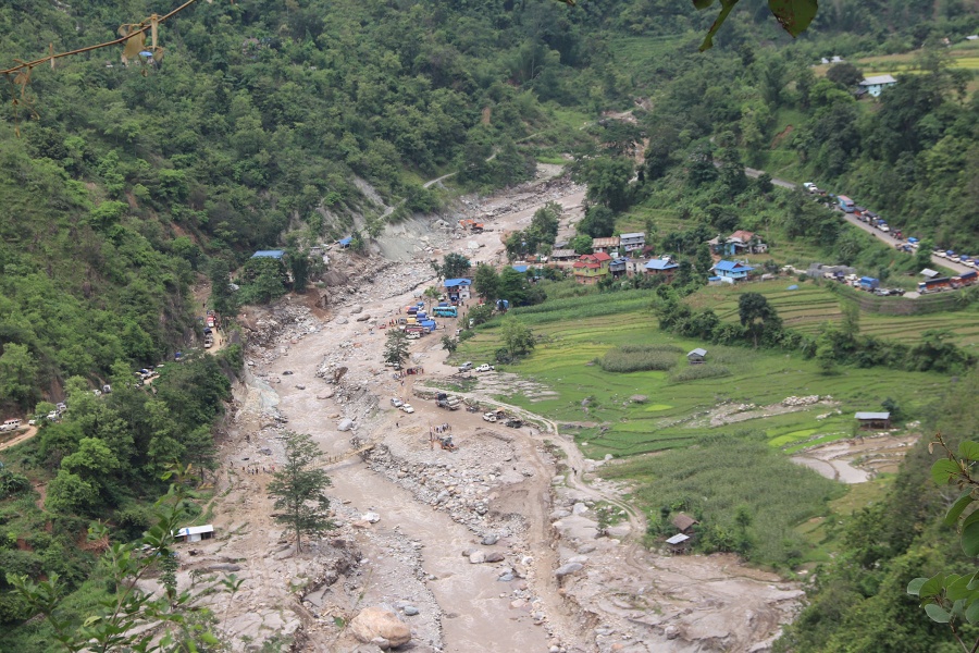ताप्लेजुङमा खाद्यान्न र पेट्रोलियम पदार्थ सहज बनाउन माग   