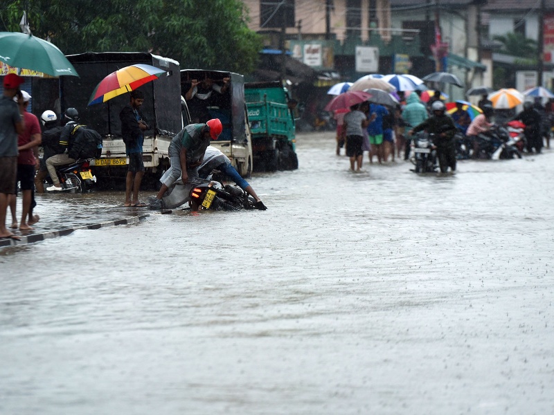 श्रीलंकामा मनसुनी वर्षाबाट २६ जनाको मृत्यु, राहत बाँड्न सेना परिचालन