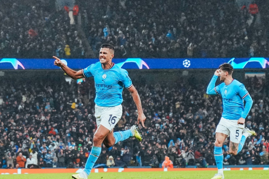 म्यानचेस्टर सिटीद्वारा बार्यन म्युनिख पराजित 