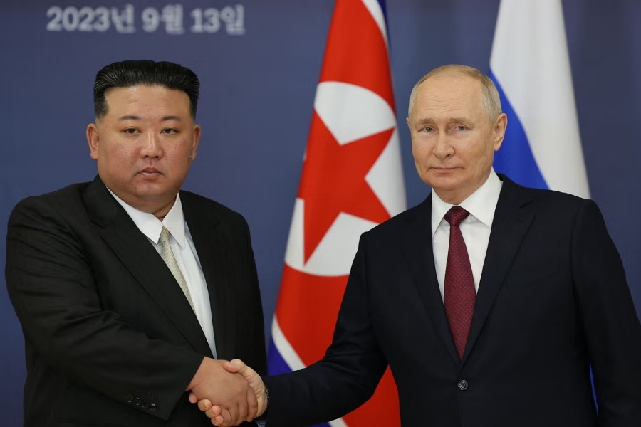 पुटिन र किमबीच उपहारस्वरूप ‘राइफल’ आदानप्रदान