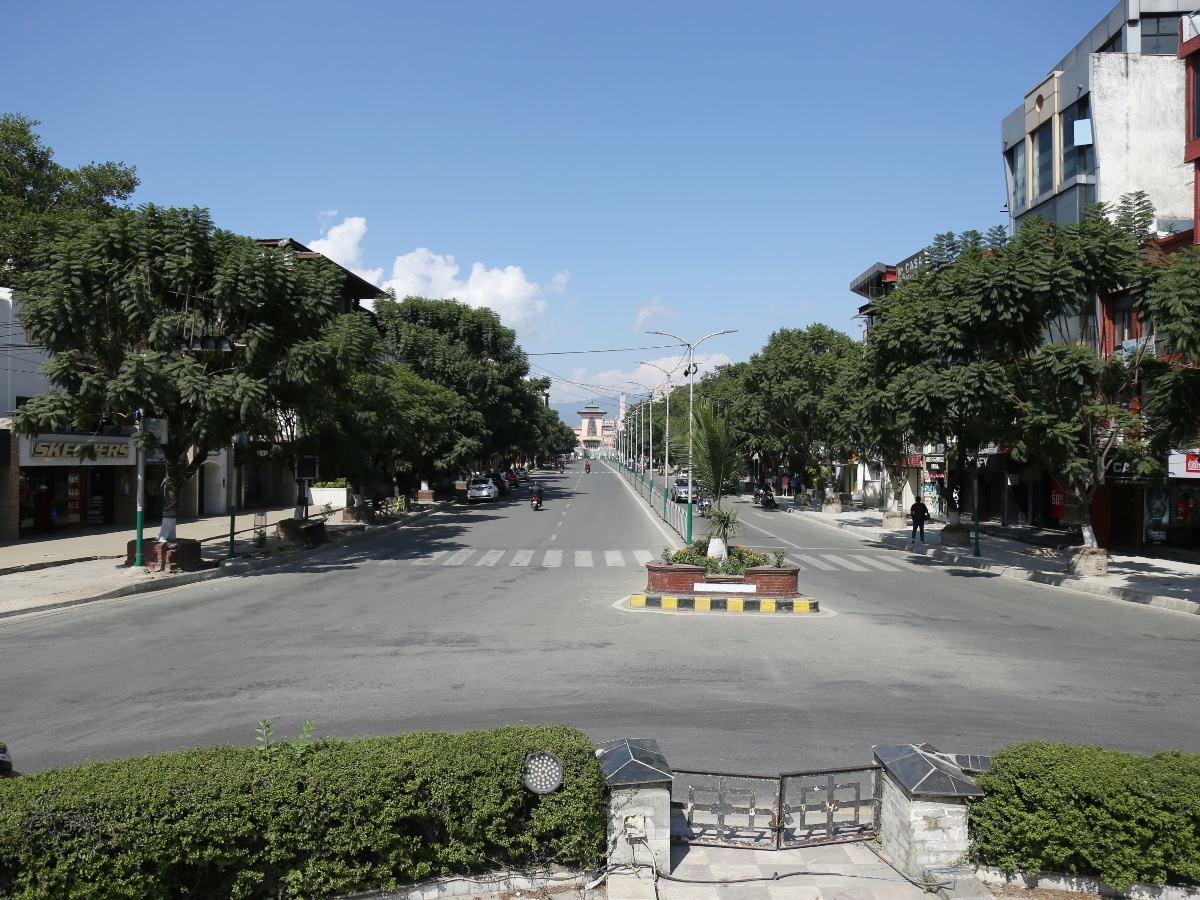 सुनसान काठमाडौँ उपत्यकाका सडक (तस्वीरहरू)