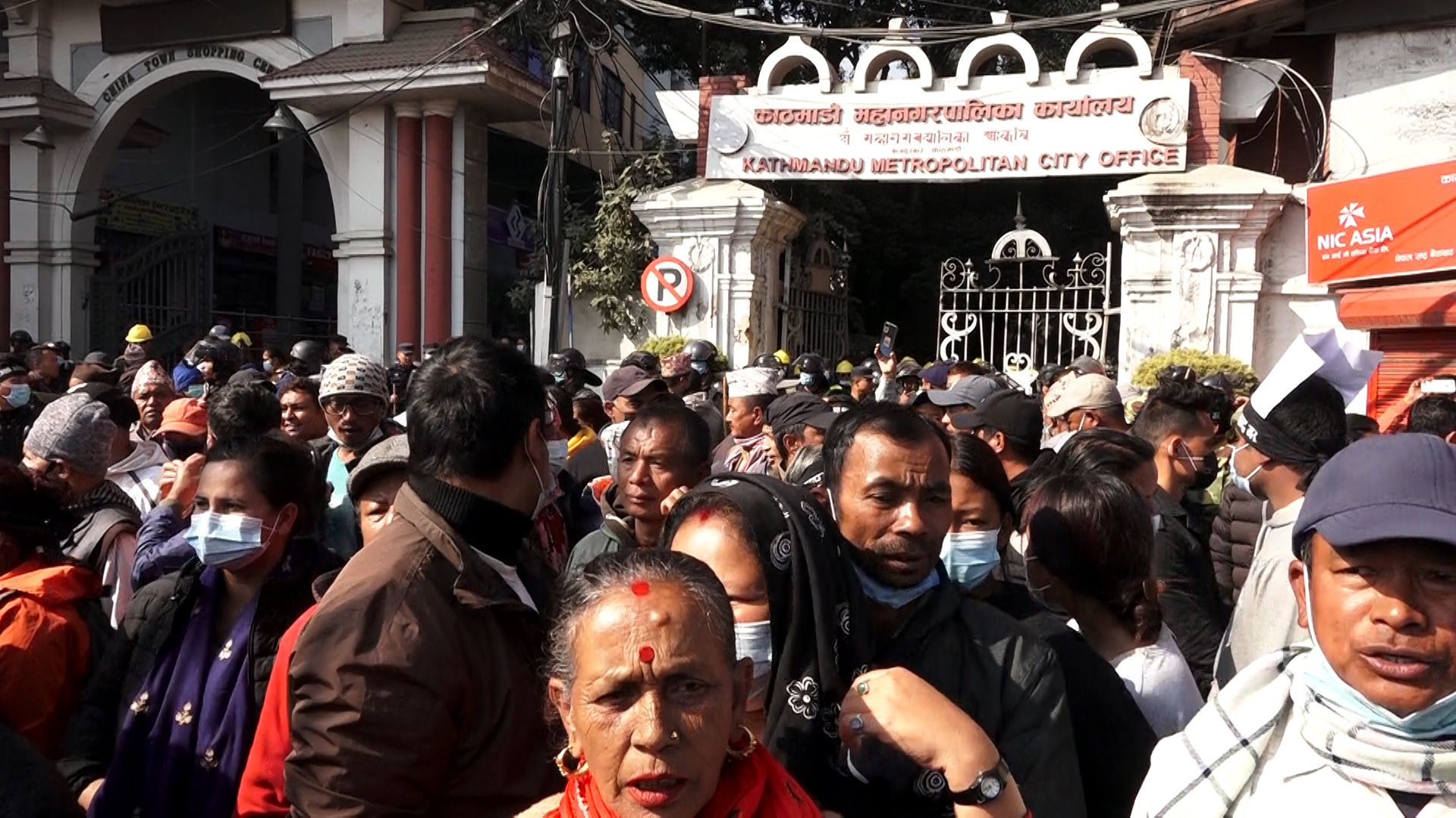 सुकुमबासी बस्तीबारे भूमि आयोगले भन्यो- काठमाडौँ महानगर एकलौटी अघि बढ्यो