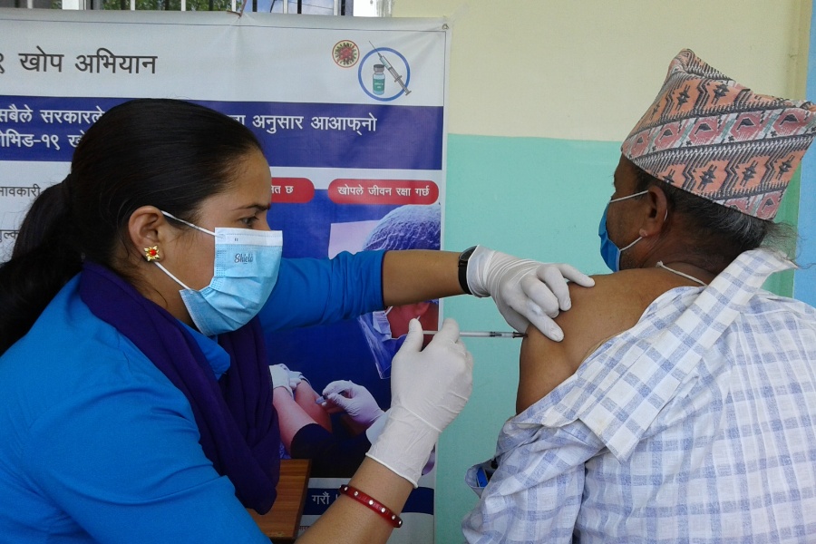 सुदूरपश्चिममा ‘बुस्टर डोज’ लगाउने न्यून