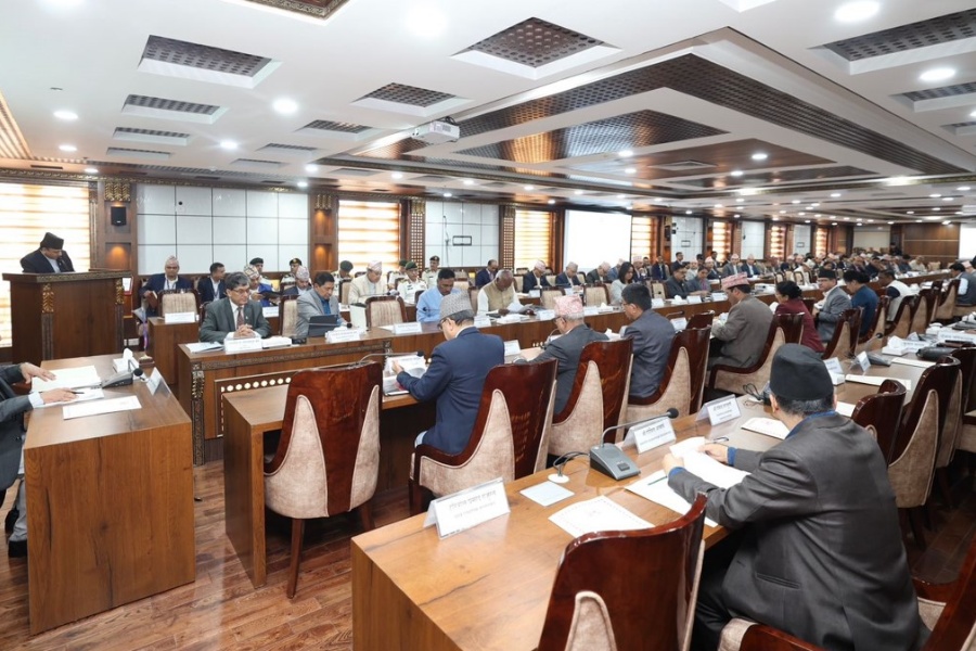 मुख्यमन्त्रीहरूको प्रश्न: संघीयता कार्यान्वयनका लागि आवश्यक कानून निर्माणमा किन ढिलाइ?