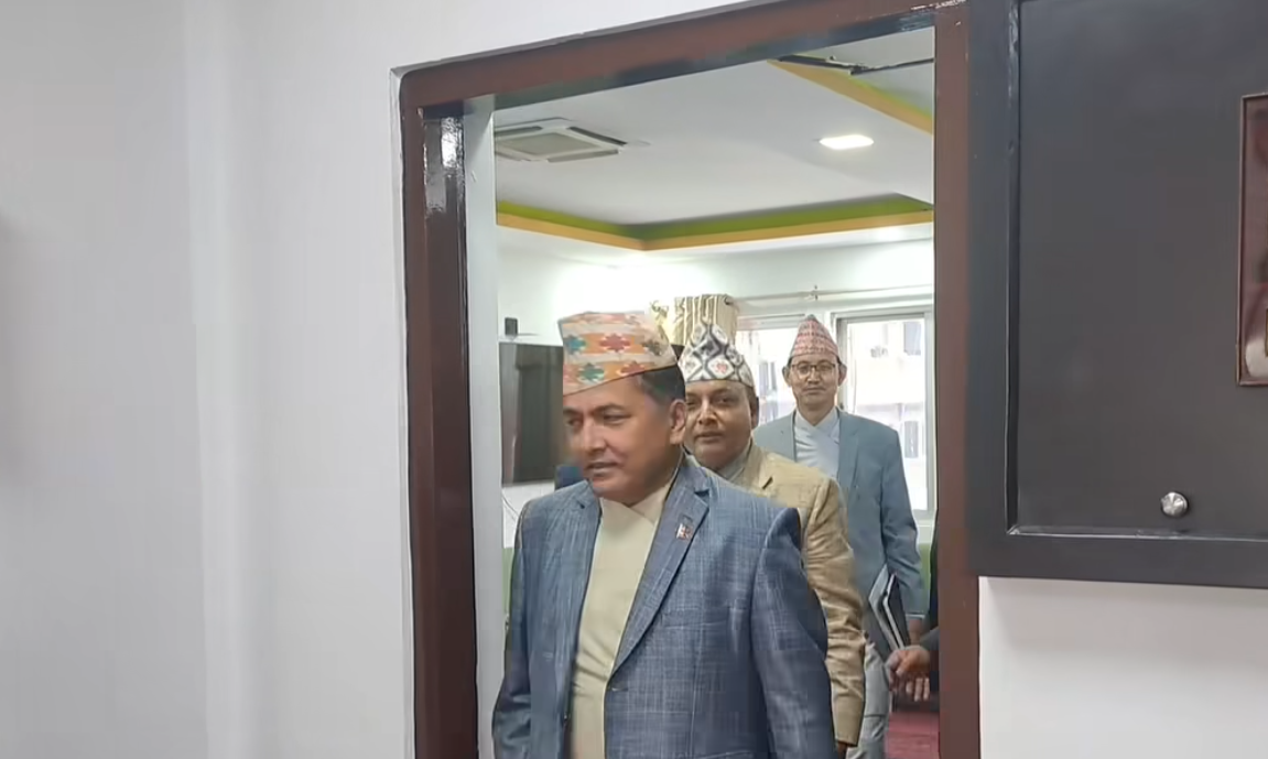 ‘कुलिङ पिरियड’बारे के भन्छन् पूर्वप्रशासक?

