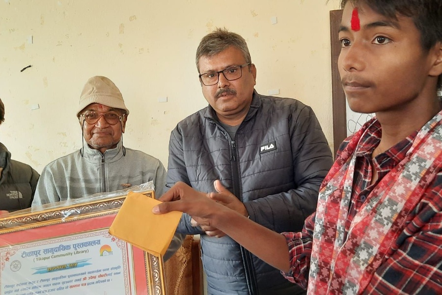 टीकापुर पुस्तकालयका उत्कृष्ट पाठकलाई हरेक महिना १० हजार 