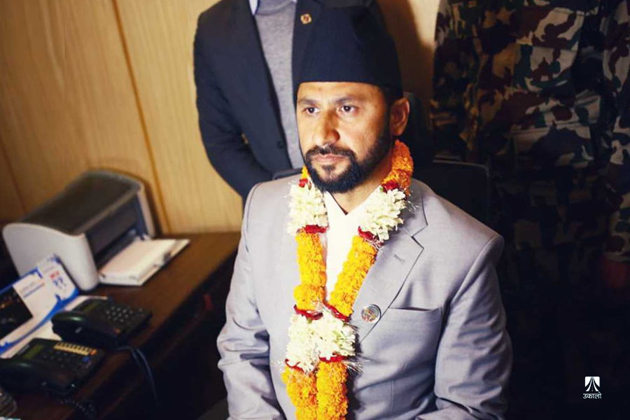 रास्वपामा चल्छ रवि लामिछानेको एकल निर्णय, पार्टीको निर्णयबेगर बने गृहमन्त्री