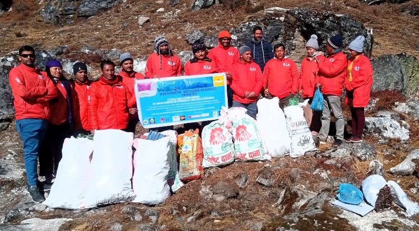 पाँचपोखरी क्षेत्रबाट ५ क्विन्टल फोहोर संकलन