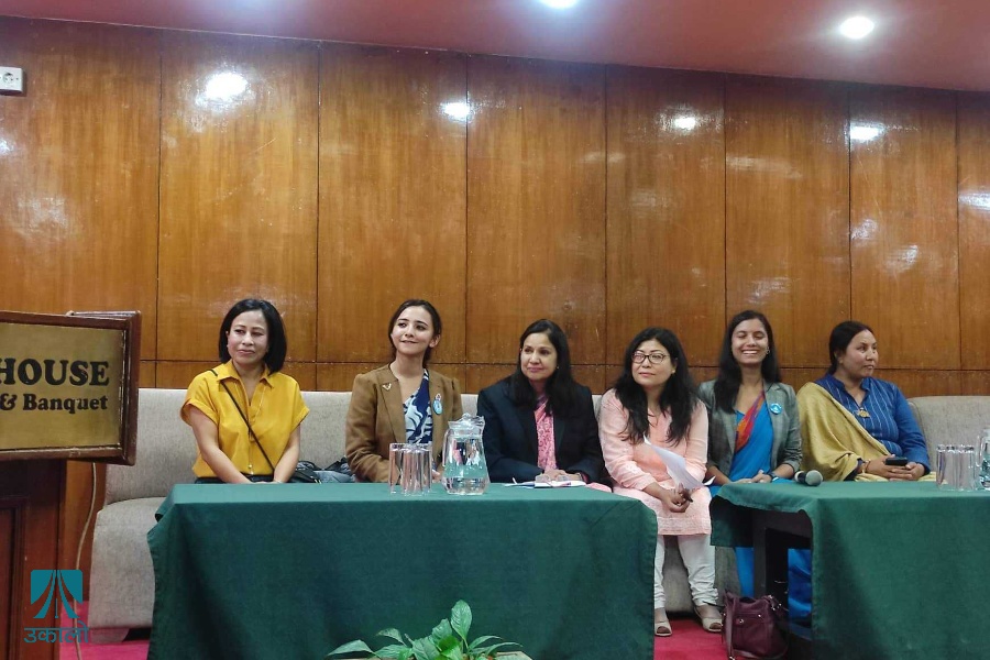 महिला उम्मेदवारलाई हतोत्साहित बनाइरहेको ‘पैसा’