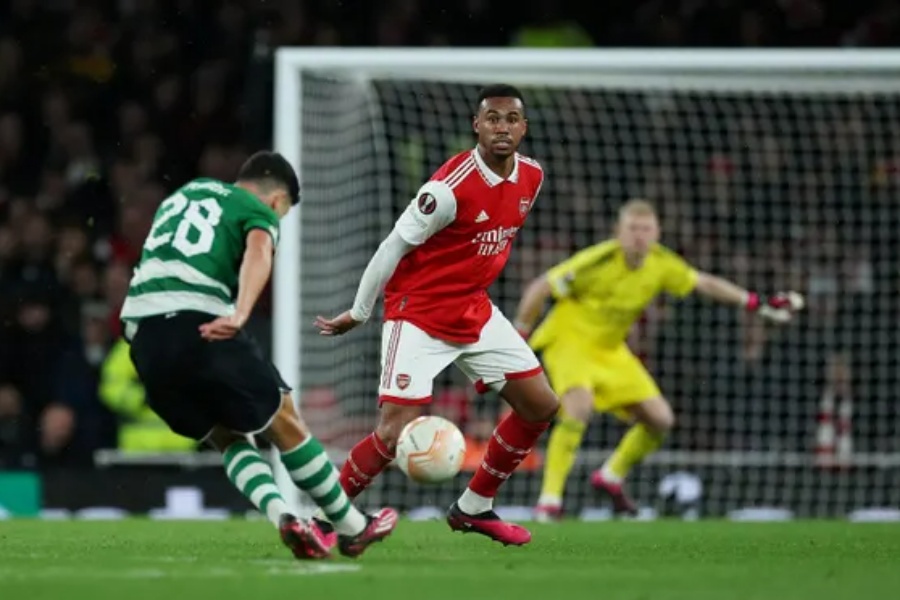 युरोपा लिगबाट बाहिरियो आर्सनल