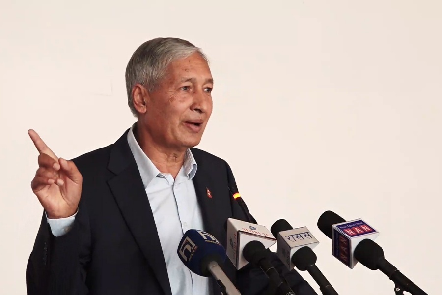 शेयरधितो कर्जामा १५० प्रतिशतको जोखिमभार राख्नु गलत: पूर्वअर्थमन्त्री खतिवडा