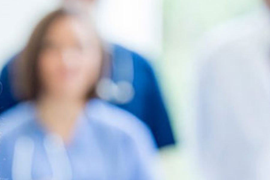 ‘केयर गिभर’का लागि २३ लाख रुपैयाँ तिरेर बेलायत जान खोज्दा ठगिए