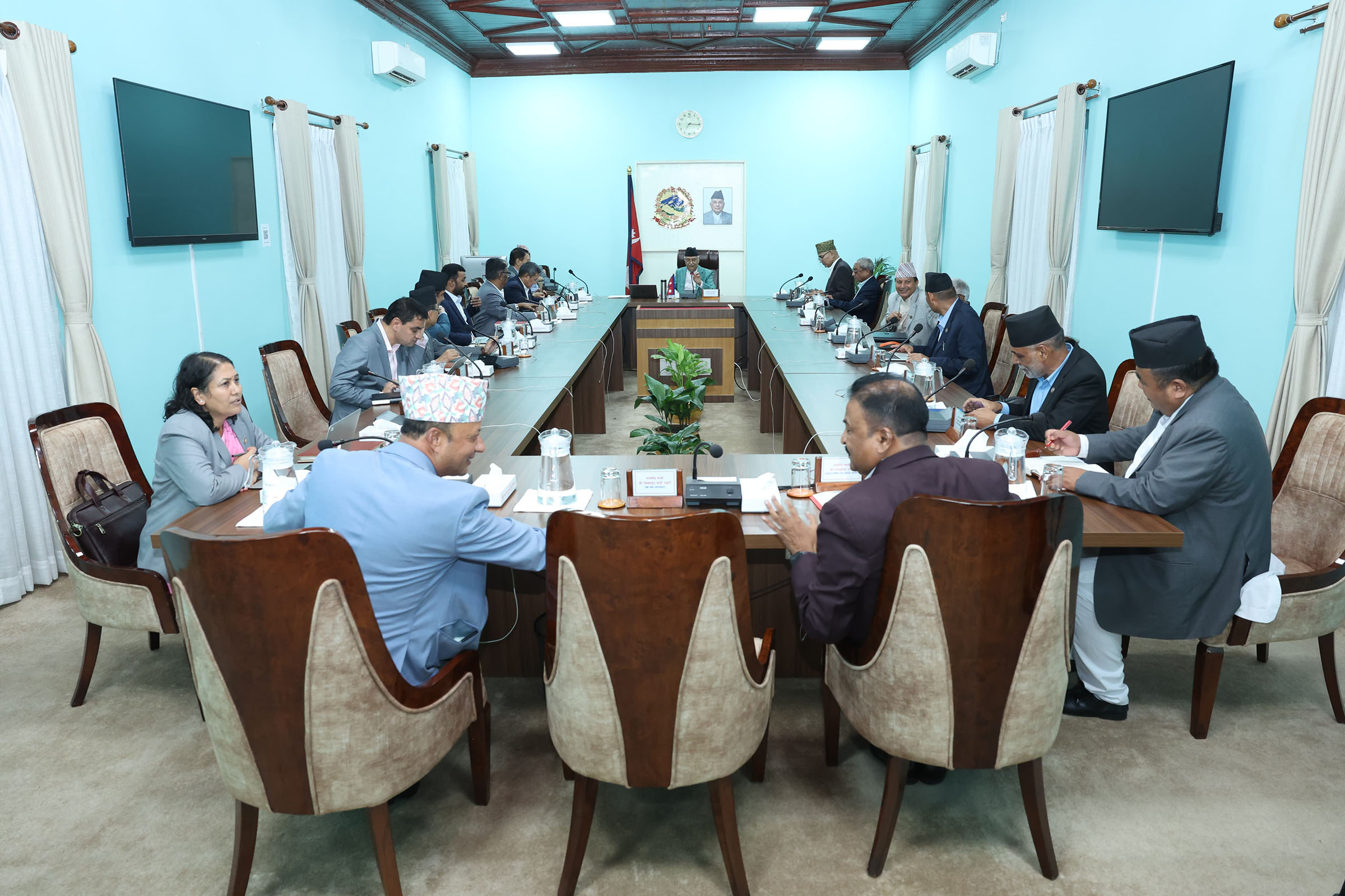 सरकारले कृषि सुधारका लागि करिब ९ अर्ब ऋण लिने 