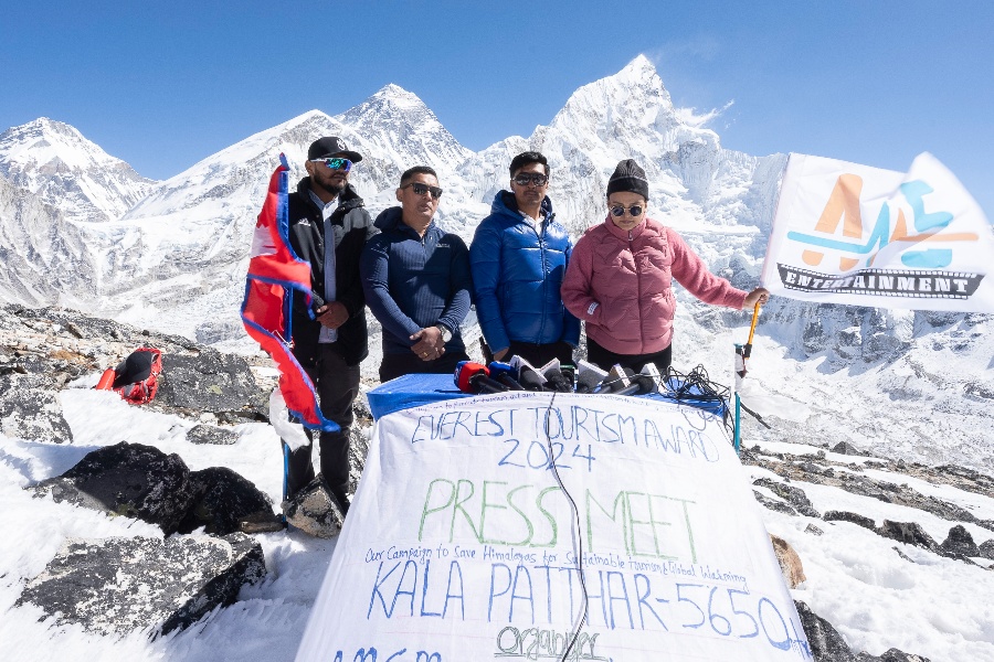 जलवायुको असरबारे ध्यानाकर्षण गर्न कालापत्थरमा पत्रकार सम्मेलन