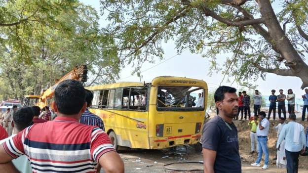 भारतको हरियाणामा स्कुल बस दुर्घटना हुँदा ६ विद्यार्थीको मृत्यु