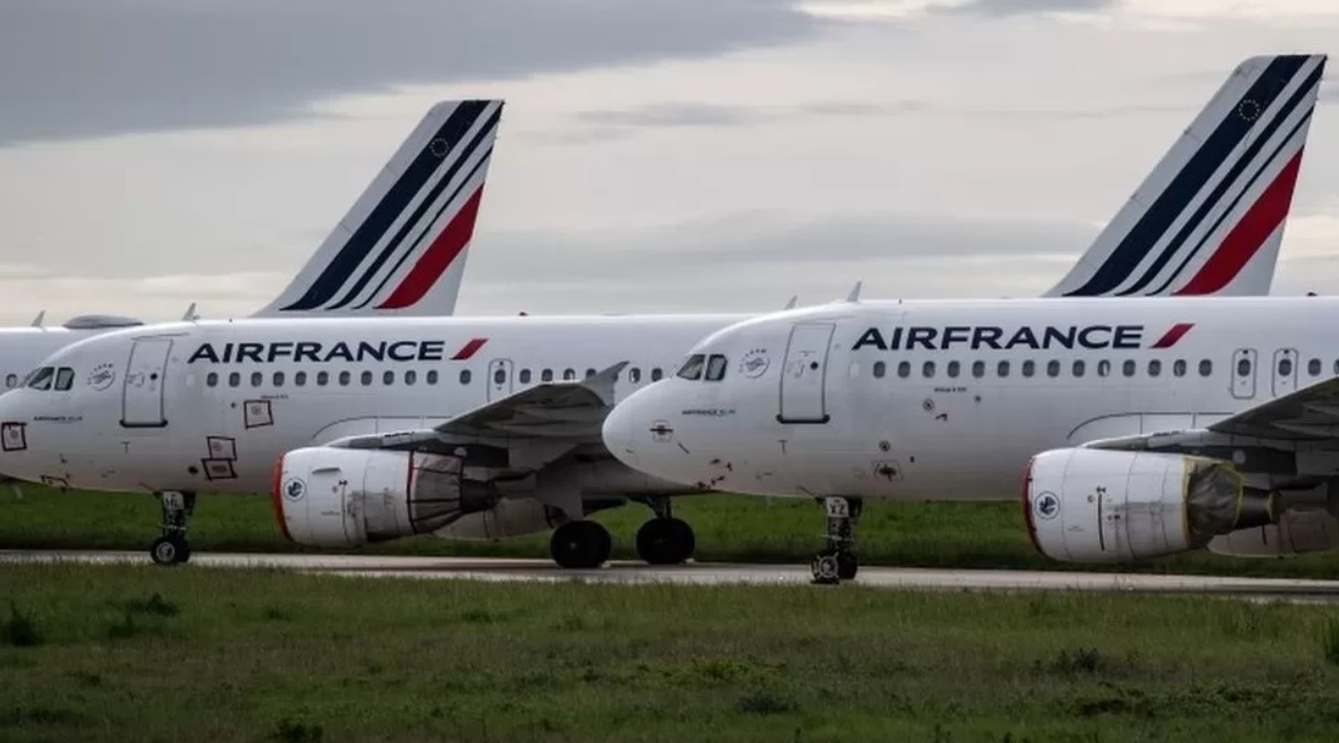 कार्वन उत्सर्जन घटाउन फ्रान्सले लगायो छोटो दूरीका उडानमा प्रतिबन्ध