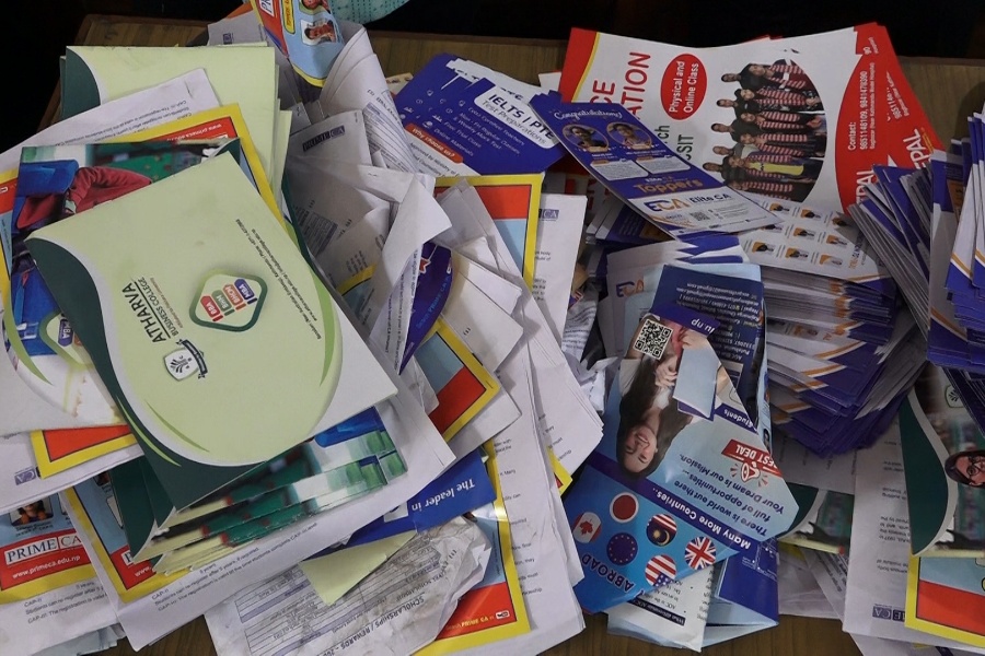 विज्ञापनजन्य सामग्री बाँड्ने ६१ जनालाई काठमाडौँ महानगरले तिरायो जरिबाना