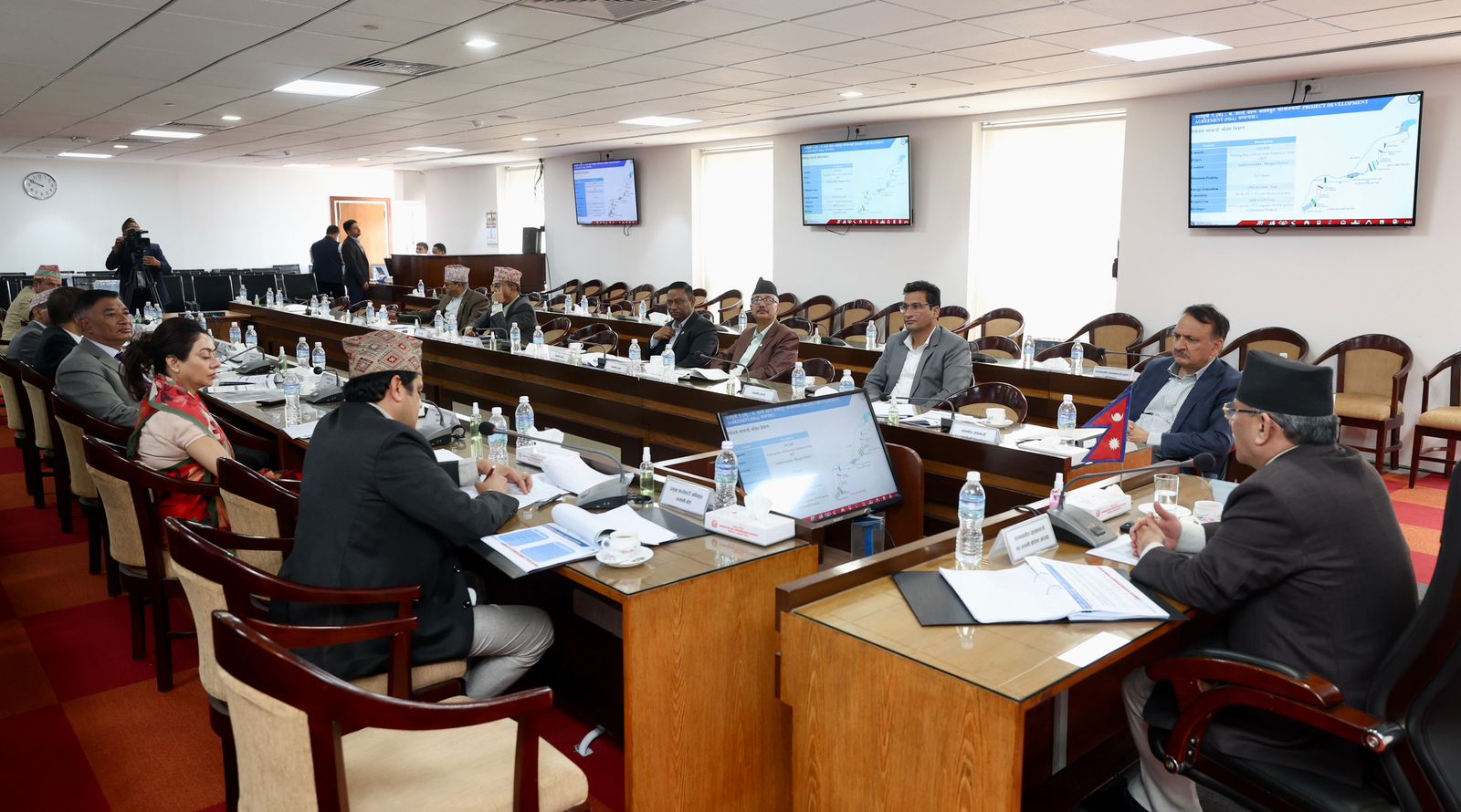 प्रधानमन्त्रीको भारत भ्रमणमा तल्लो अरुणसम्बन्धी सम्झौता गर्ने लगानी बोर्डको निर्णय