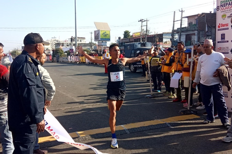 आर्मीका खड्काले जिते नेपालगन्ज म्याराथन 