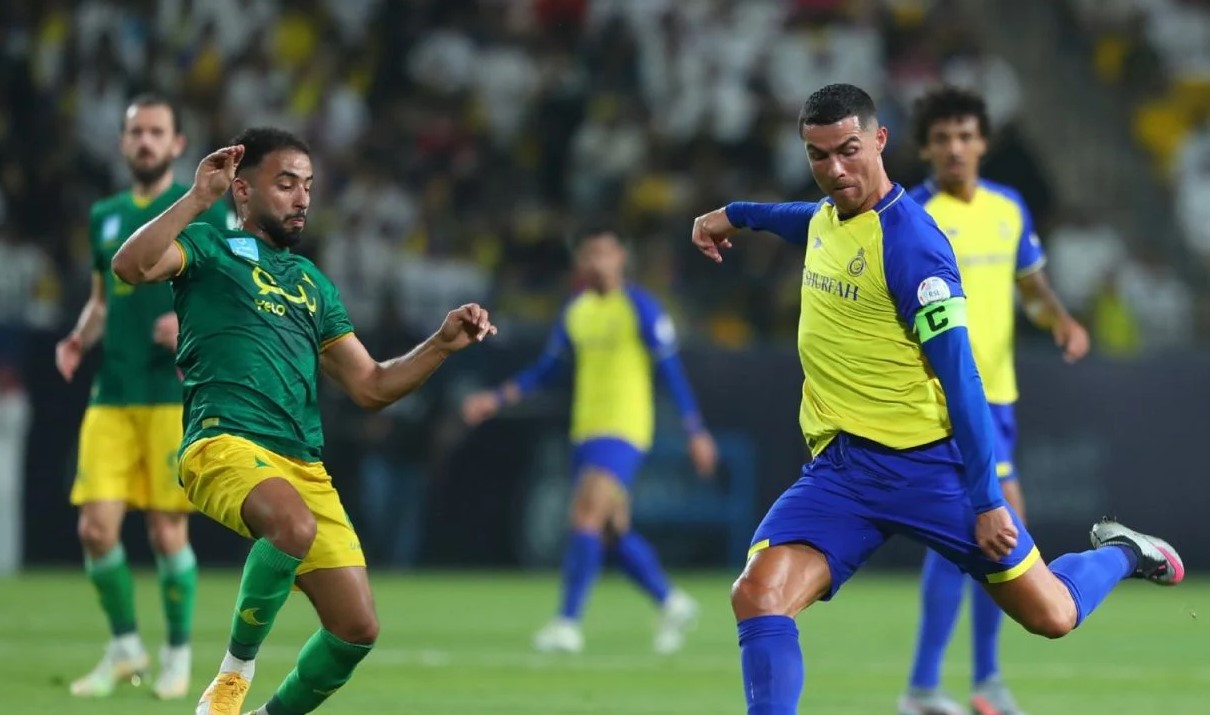 फुटबलमा साउदी अरबको लगानी: खेलाडी अनुबन्धमा 'पैसाको खोलो', ठूला प्रतियोगिता आयोजनाको दाबी