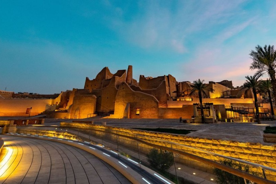 साउदीले ल्यायो ६३ अर्ब डलरको पर्यटन केन्द्रित ‘गिगा परियोजना’