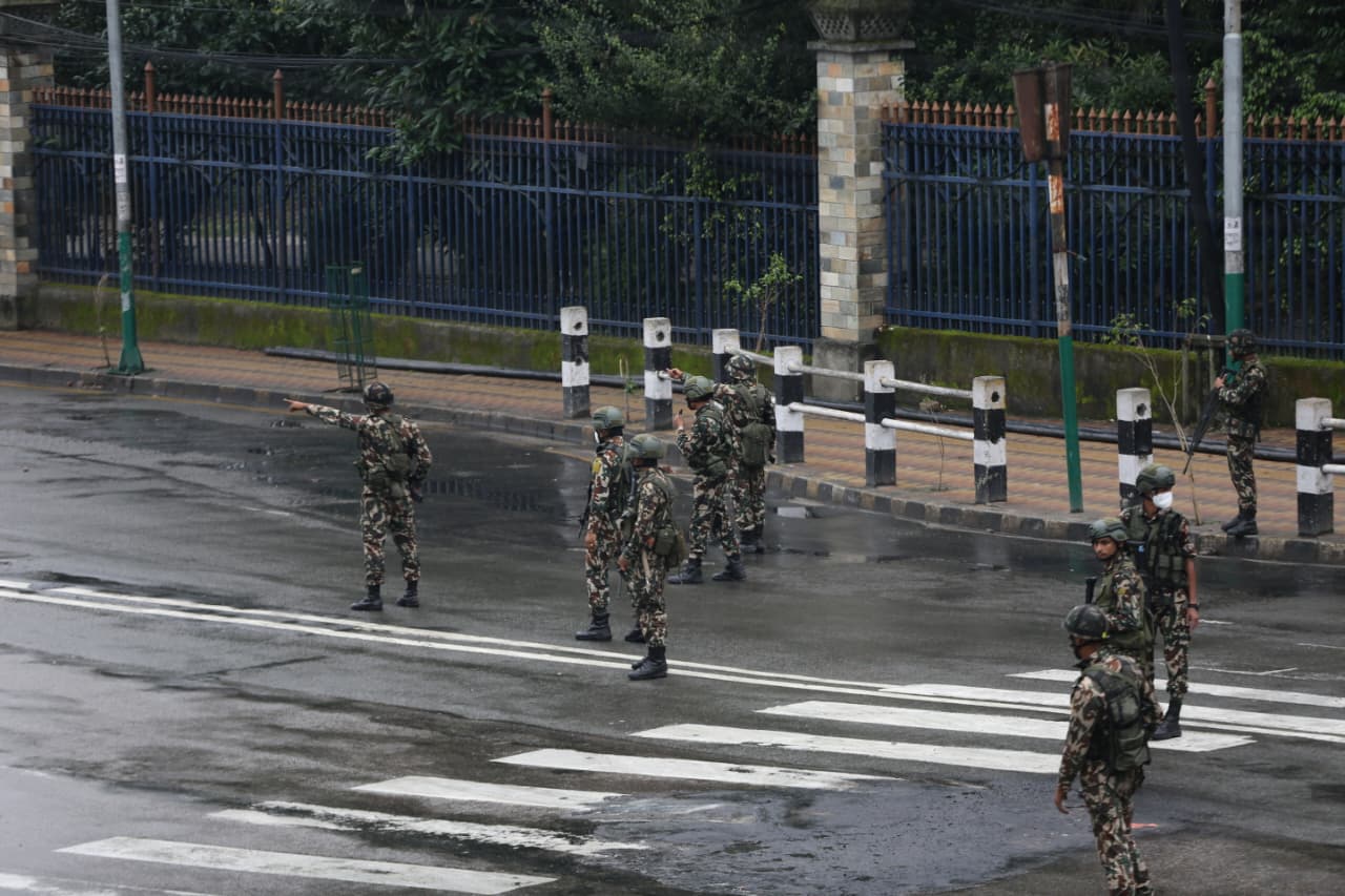 उपत्यकामा निषेधाज्ञा र कर्फ्युलाई निरन्तरता, शुक्रबार पनि जारी रहने