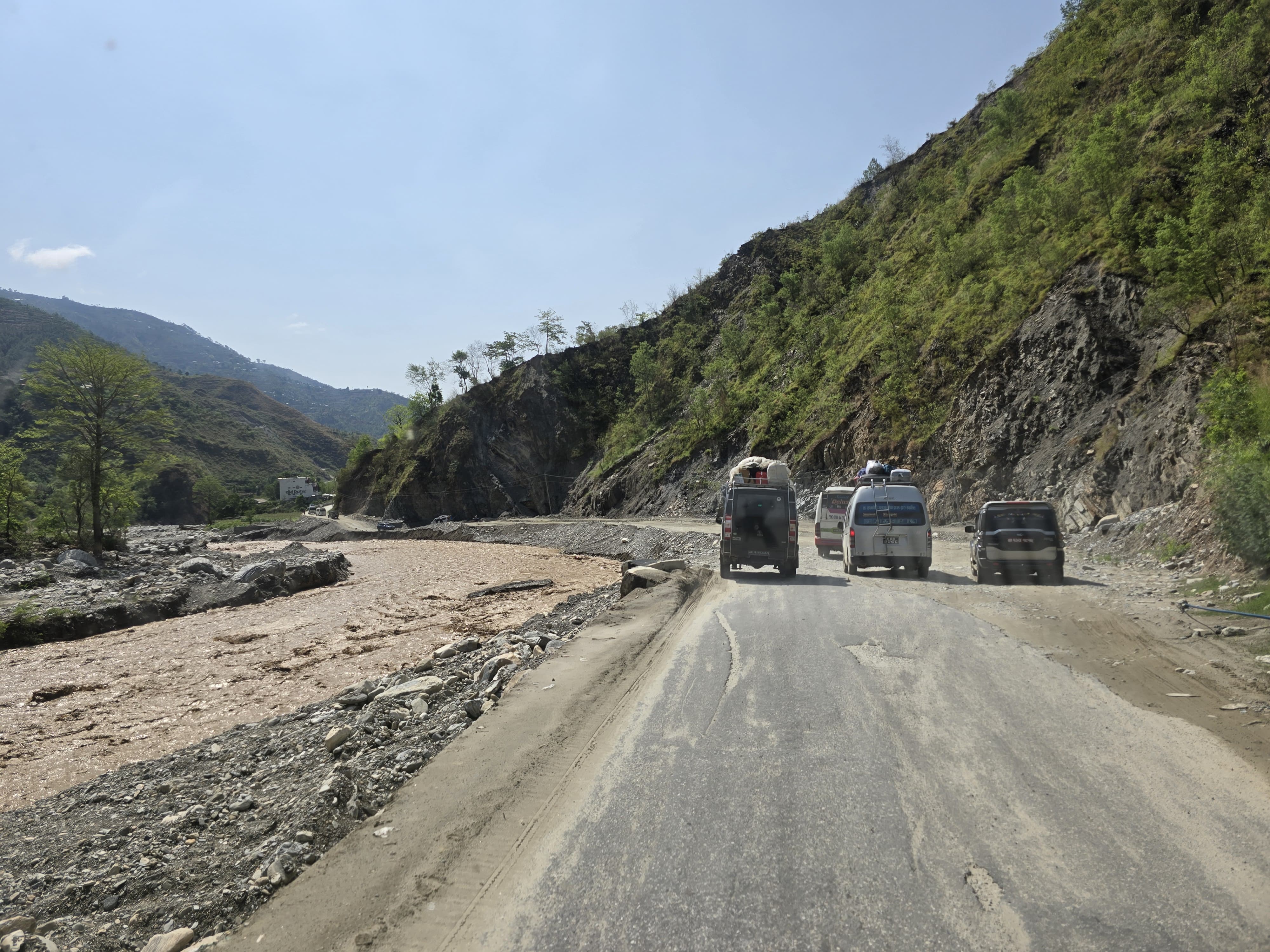 बीपी राजमार्गमा आजदेखि राति सवारी सञ्चालनमा रोक