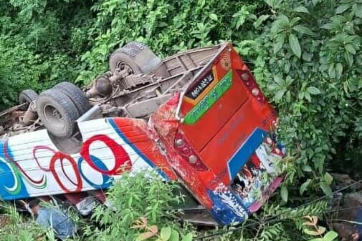 तनहुँ बस दुर्घटनाका ५ घाइतेलाई आँबुखैरेनी अस्पताल पुर्‍याइयो