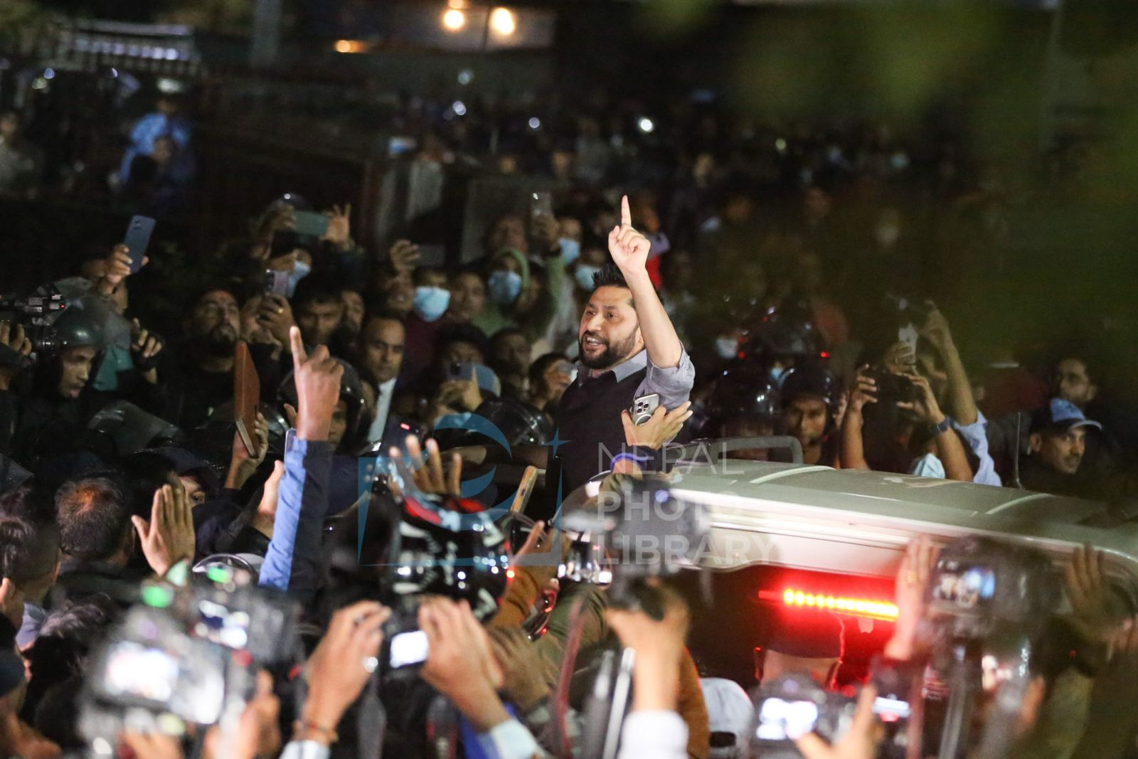 सहकारी ठगी र संगठित अपराध मुद्दामा रवि लामिछाने पक्राउ