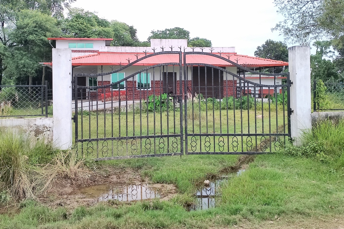 सुनवलमा डेढ करोडभन्दा बढी लागतको पशु अस्पताल प्रयोगविहीन