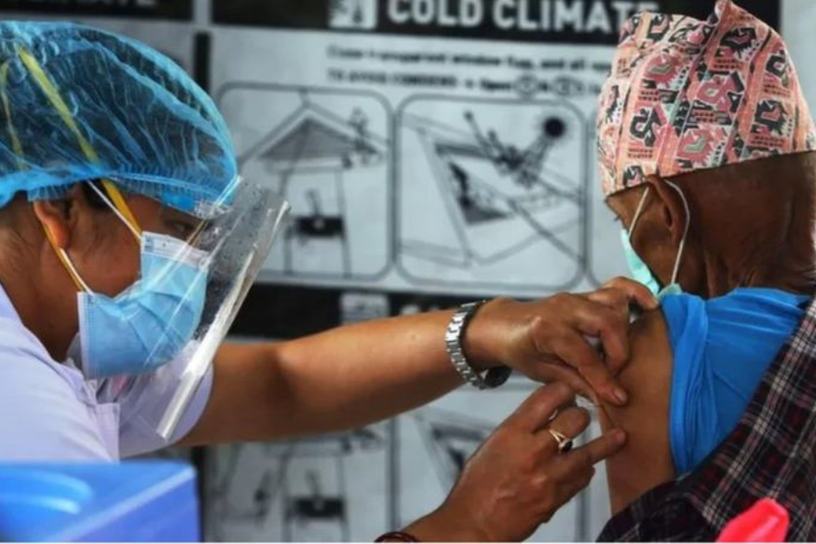 कञ्चनपुरमा ‘बुस्टर डोज’ लगाउनेको संख्या न्यून