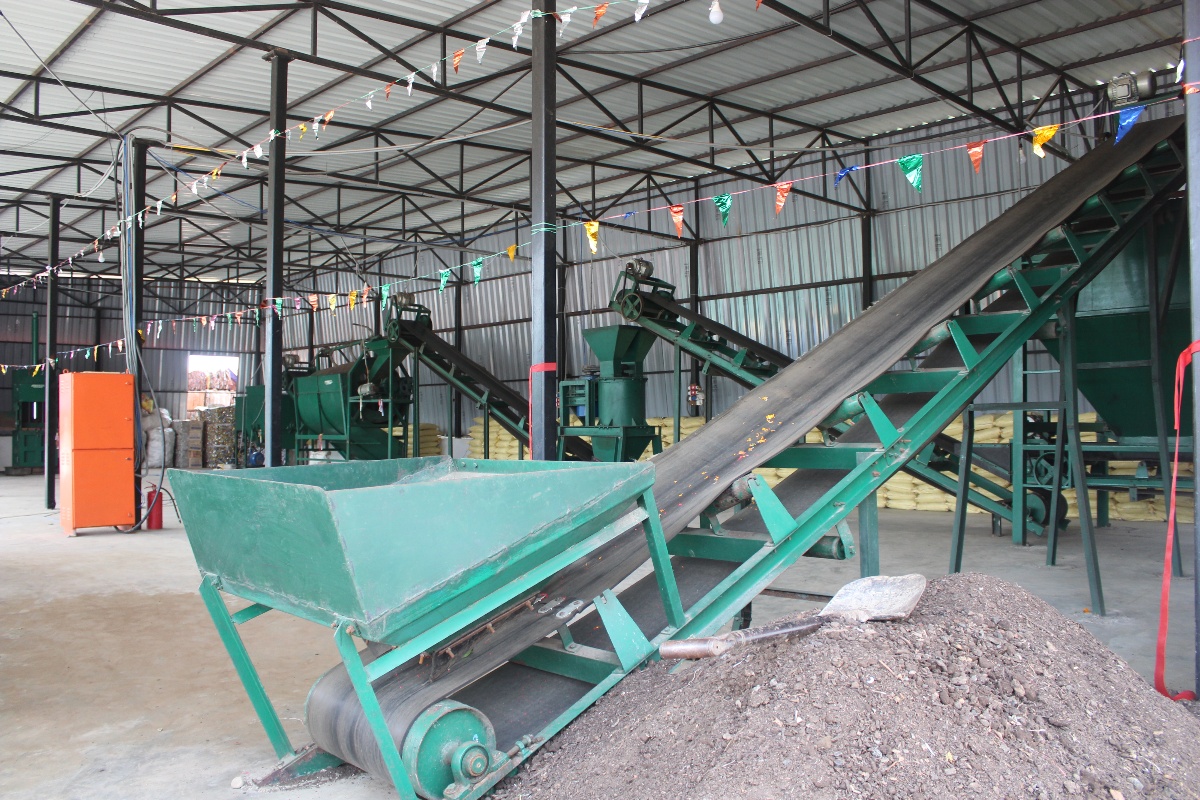 मध्यविन्दुमा फोहोरबाट जैविक मल उत्पादन