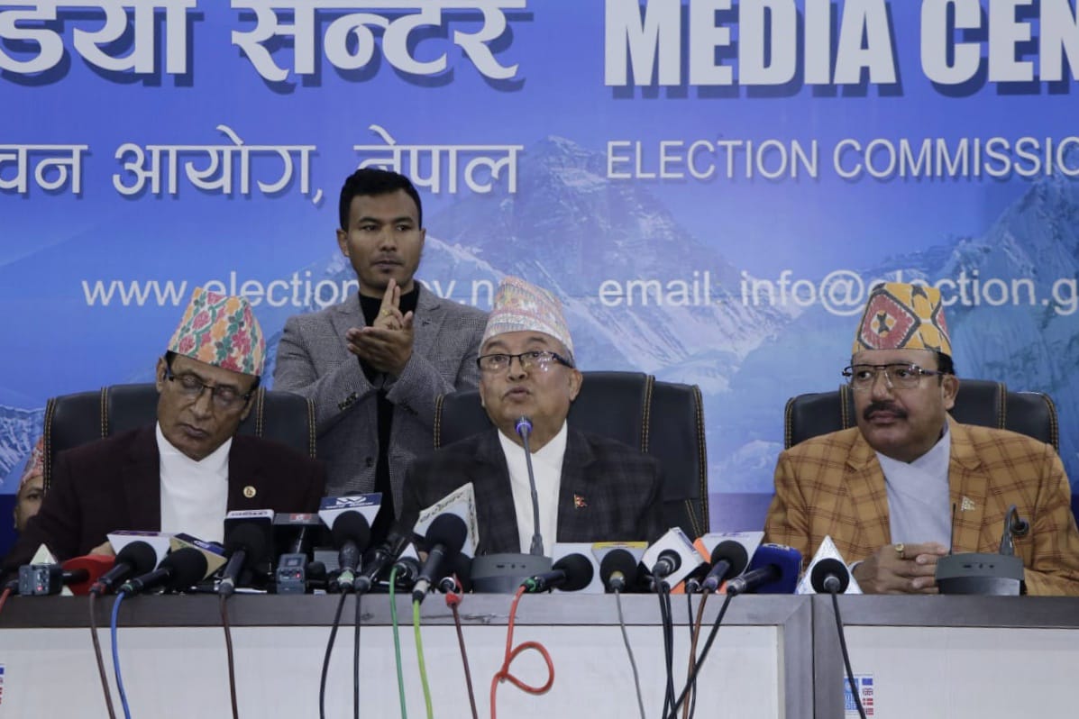 निर्वाचनको अन्तिम परिणाम सार्वजनिक, बिहीबार राष्ट्रपतिलाई प्रतिवेदन बुझाउँदै आयोग