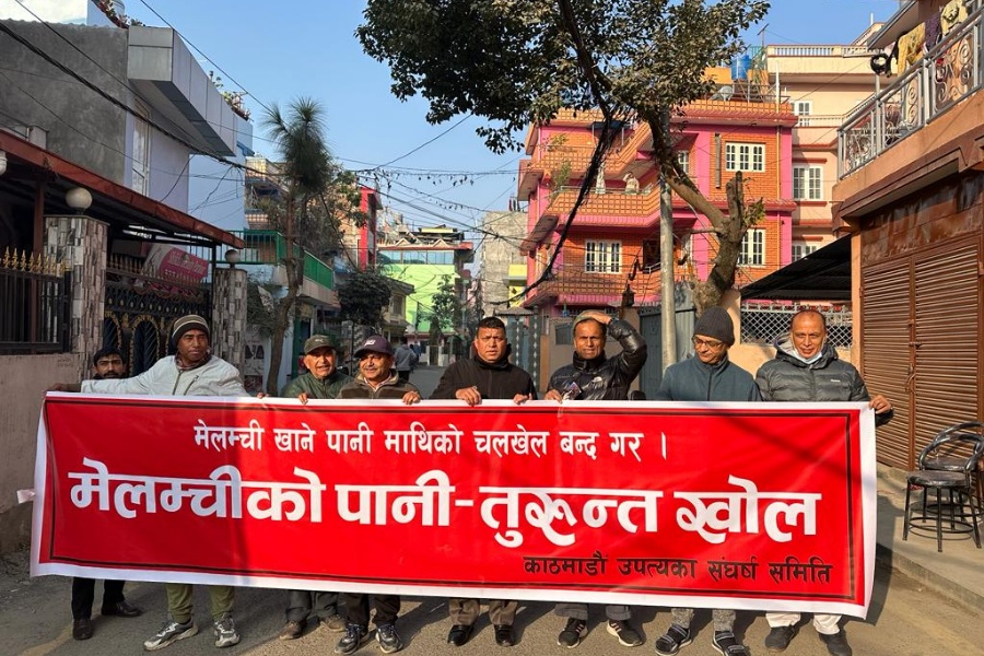 मेलम्चीको पानी ल्याउन माग गर्दै काठमाडौँवासी आन्दोलित