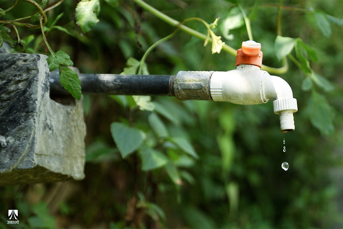 नौबिसे–नागढुंगा सुरुङमार्गको असर: स्थानीय मुहान सुक्दा पानीको अभाव चर्किंदै (भिडियो कथा)